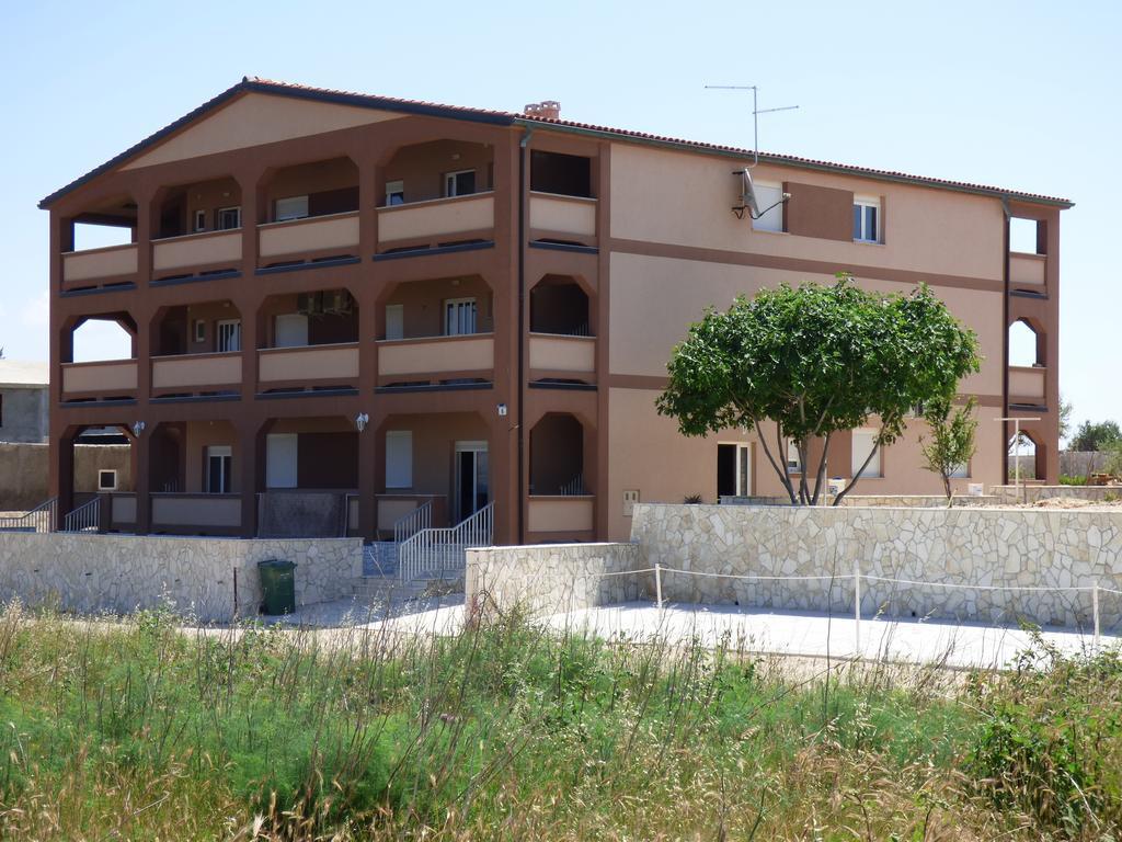Apartments Glasnovic Vir Dış mekan fotoğraf