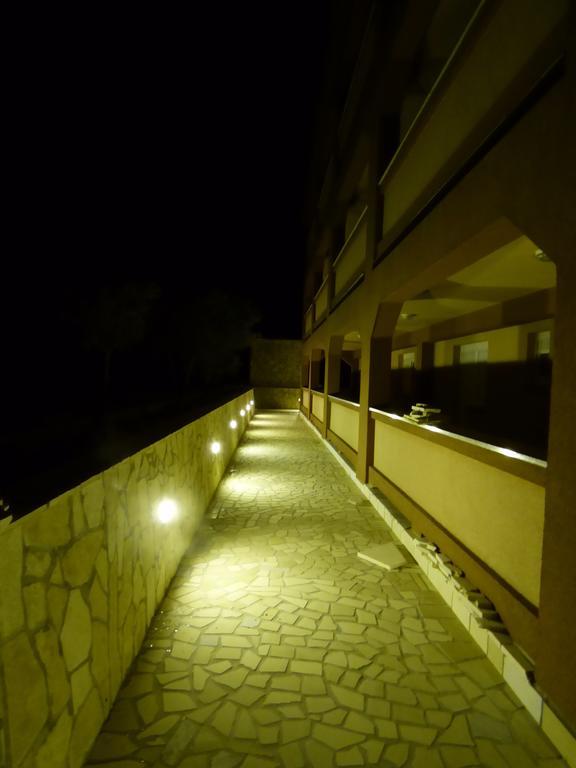 Apartments Glasnovic Vir Dış mekan fotoğraf