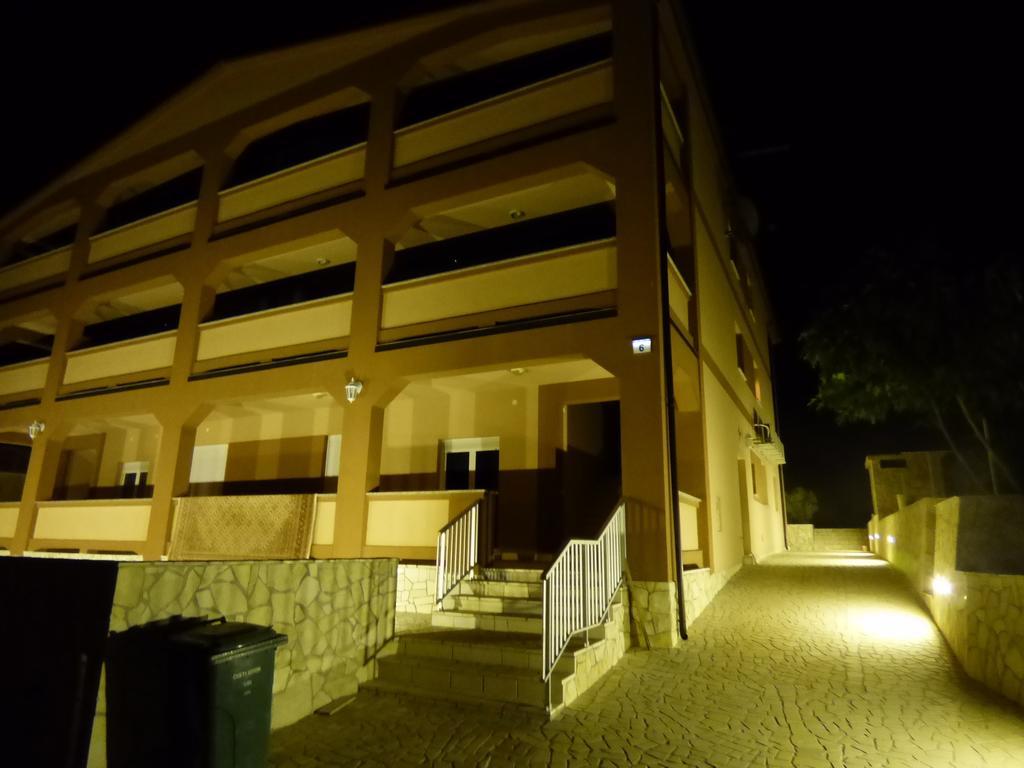 Apartments Glasnovic Vir Dış mekan fotoğraf